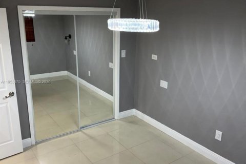 Купить кондоминиум в Хайалиа, Флорида 3 спальни, 78.69м2, № 2008946 - фото 17