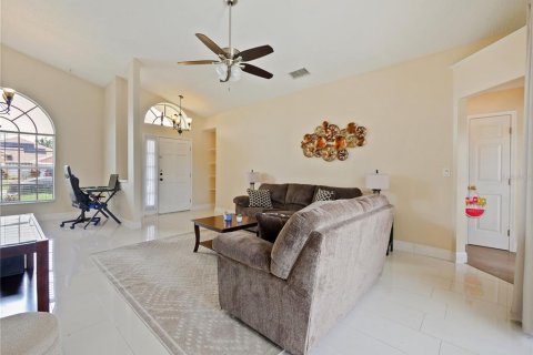 House in Kissimmee, Florida 3 bedrooms, 143.72 sq.m. № 1793366 - photo 4