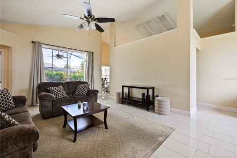 House in Kissimmee, Florida 3 bedrooms, 143.72 sq.m. № 1793366 - photo 20