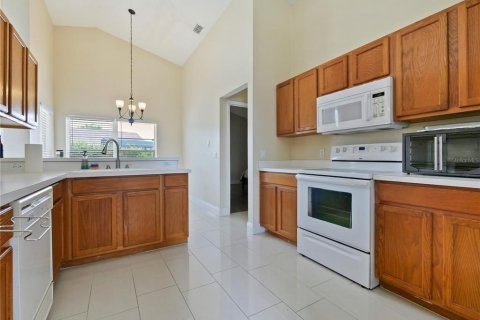House in Kissimmee, Florida 3 bedrooms, 143.72 sq.m. № 1793366 - photo 7