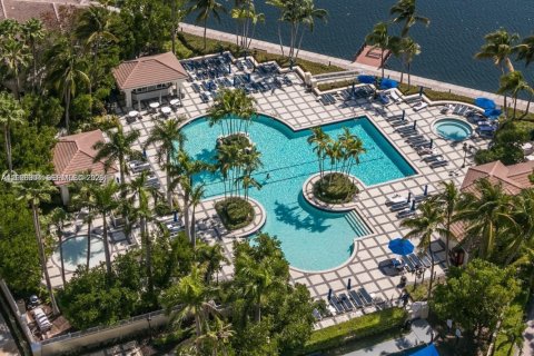Купить кондоминиум в Авентура, Флорида 3 спальни, 245.26м2, № 2076109 - фото 12