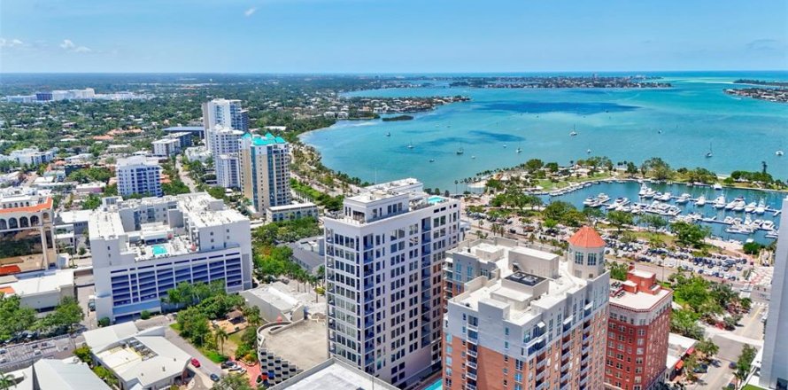 Condo in Sarasota, Florida, 3 bedrooms  № 1746824