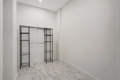 Condo in Sarasota, Florida, 3 bedrooms  № 1746824 - photo 21