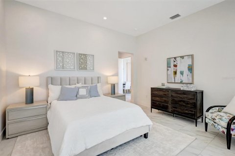 Condo in Sarasota, Florida, 3 bedrooms  № 1746824 - photo 16