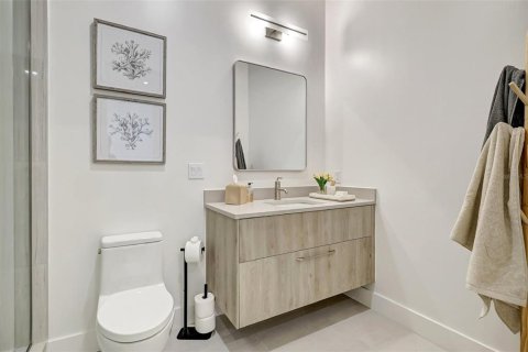 Condo in Sarasota, Florida, 3 bedrooms  № 1746824 - photo 26