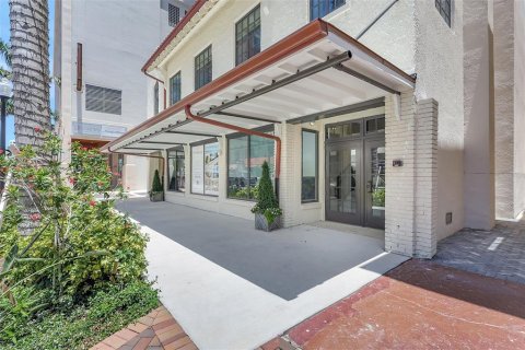 Condo in Sarasota, Florida, 3 bedrooms  № 1746824 - photo 2