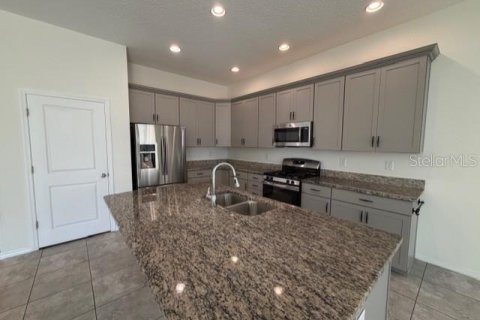 Villa ou maison à vendre à Apopka, Floride: 3 chambres, 166.48 m2 № 2237237 - photo 3