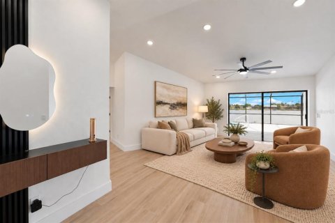 Villa ou maison à vendre à Cape Coral, Floride: 3 chambres, 195.84 m2 № 2386527 - photo 20