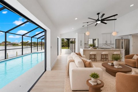 Villa ou maison à vendre à Cape Coral, Floride: 3 chambres, 195.84 m2 № 2386527 - photo 24