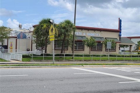 Commercial property in Pinellas Park, Florida 107.77 sq.m. № 1346970 - photo 15