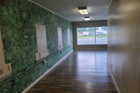Commercial property in Pinellas Park, Florida 107.77 sq.m. № 1346970 - photo 3