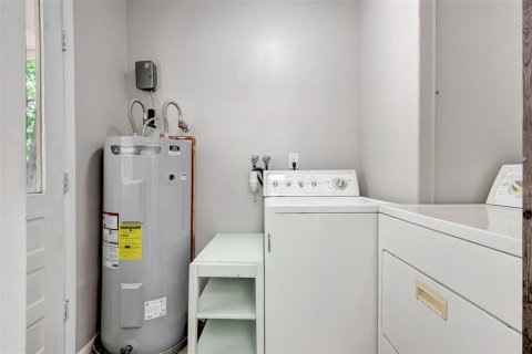 House in Tampa, Florida 3 bedrooms, 98.1 sq.m. № 1749495 - photo 25
