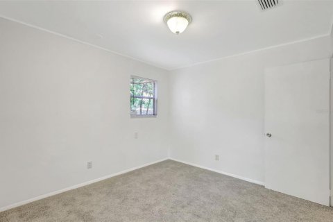 House in Tampa, Florida 3 bedrooms, 98.1 sq.m. № 1749495 - photo 17