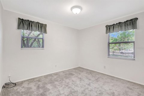 House in Tampa, Florida 3 bedrooms, 98.1 sq.m. № 1749495 - photo 20