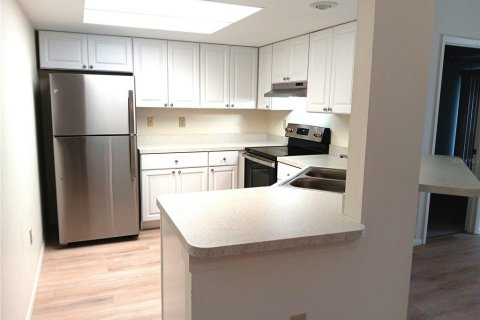 Casa en venta en Sarasota, Florida, 2 dormitorios, 95.6 m2 № 1808266 - foto 8