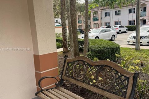 Купить кондоминиум в Пемброк-Пайнс, Флорида 3 спальни, 95.13м2, № 1994008 - фото 4