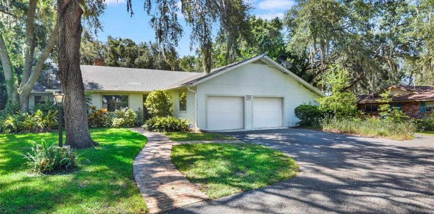 Villa ou maison à Leesburg, Floride 3 chambres, 223.24 m2 № 1854264