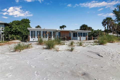 House in Longboat Key, Florida 3 bedrooms, 108.97 sq.m. № 2208431 - photo 10