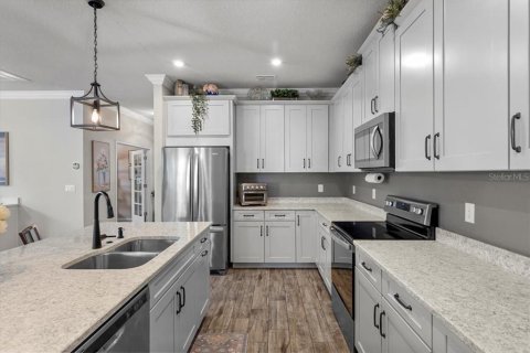 Casa en venta en Lutz, Florida, 4 dormitorios, 217.39 m2 № 1771462 - foto 13