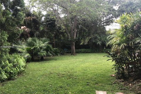 Снять в аренду виллу или дом в Пайнкрест, Флорида 4 спальни, 187.57м2, № 2003881 - фото 3