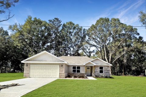 House in Crestview, Florida 4 bedrooms, 142.98 sq.m. № 590212 - photo 1