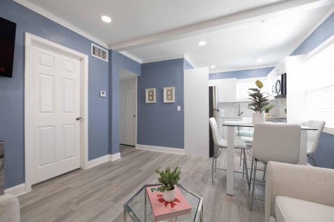 Appartement à louer à West Palm Beach, Floride: 2 chambres, 74.32 m2 № 2193814 - photo 4