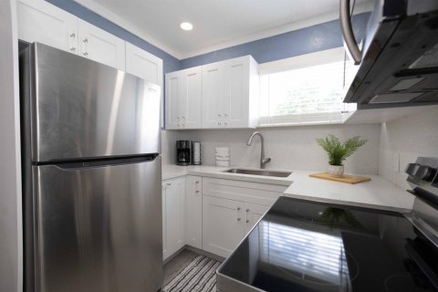 Appartement à louer à West Palm Beach, Floride: 2 chambres, 74.32 m2 № 2193814 - photo 8
