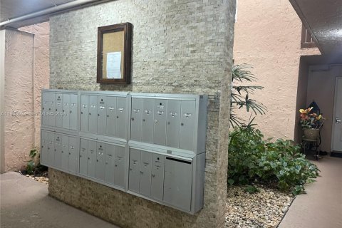 Снять в аренду кондоминиум в Дейви, Флорида 1 спальня, 59.92м2, № 2002426 - фото 22