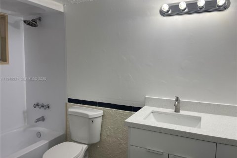 Снять в аренду кондоминиум в Дейви, Флорида 1 спальня, 59.92м2, № 2002426 - фото 11