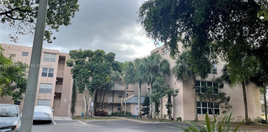 Кондоминиум с 1 спальней в Дейви, Флорида № 2002426