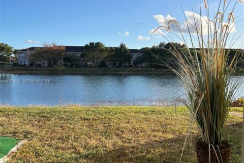 Touwnhouse à vendre à Homestead, Floride: 3 chambres, 160.81 m2 № 1998151 - photo 29