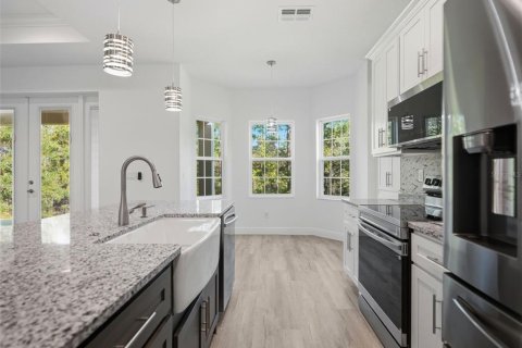 Villa ou maison à vendre à Weeki Wachee, Floride: 3 chambres, 178.28 m2 № 2425854 - photo 13