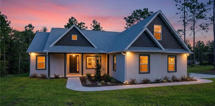 Villa ou maison à Weeki Wachee, Floride 3 chambres, 178.28 m2 № 2425854
