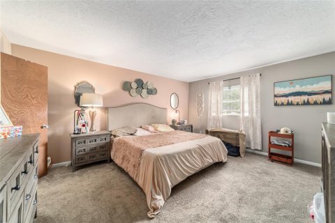 Casa en venta en Ocala, Florida, 5 dormitorios, 269.97 m2 № 1811066 - foto 15