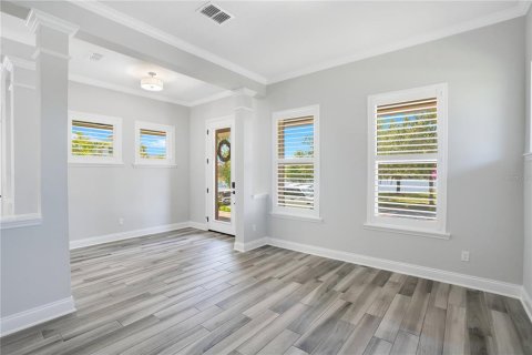 House in Orlando, Florida 4 bedrooms, 265.51 sq.m. № 2277820 - photo 9