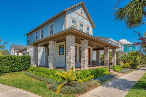 House in Orlando, Florida 4 bedrooms, 265.51 sq.m. № 2277820 - photo 2