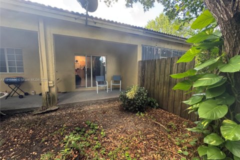 Adosado en venta en Homestead, Florida, 2 dormitorios, 116.87 m2 № 1973429 - foto 19