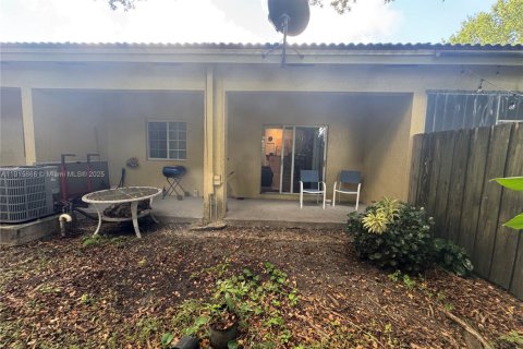 Adosado en venta en Homestead, Florida, 2 dormitorios, 116.87 m2 № 1973429 - foto 21