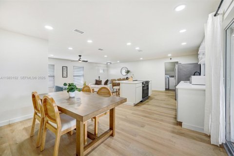 Villa ou maison à vendre à Merrit Island, Floride: 3 chambres № 2049975 - photo 7