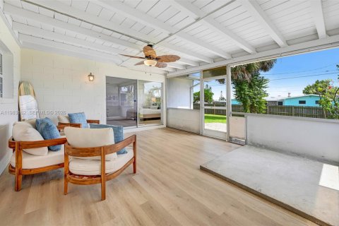 Villa ou maison à vendre à Merrit Island, Floride: 3 chambres № 2049975 - photo 23