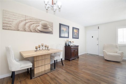 Condominio en venta en Saint Petersburg, Florida, 1 dormitorio, 69.21 m2 № 2204504 - foto 10