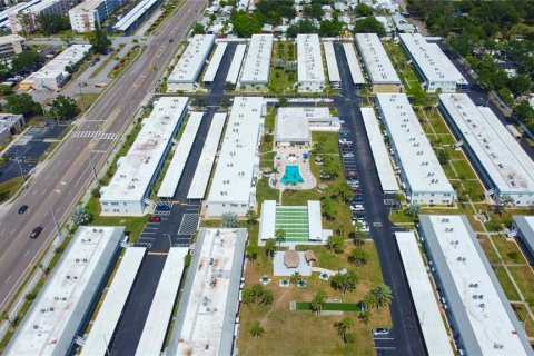 Condominio en venta en Saint Petersburg, Florida, 1 dormitorio, 69.21 m2 № 2204504 - foto 28