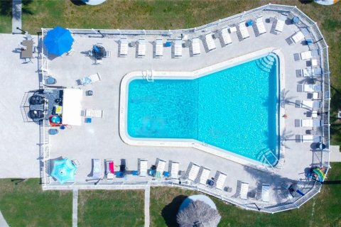 Condominio en venta en Saint Petersburg, Florida, 1 dormitorio, 69.21 m2 № 2204504 - foto 24