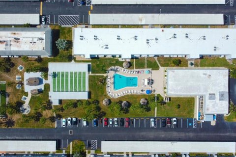 Condominio en venta en Saint Petersburg, Florida, 1 dormitorio, 69.21 m2 № 2204504 - foto 29