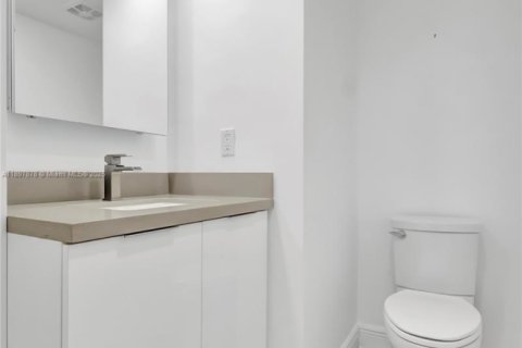 Copropriété à louer à Miami, Floride: 1 chambre, 79.9 m2 № 1949661 - photo 15