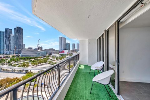 Copropriété à louer à Miami, Floride: 1 chambre, 79.9 m2 № 1949661 - photo 7