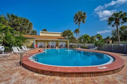 Condo in Sarasota, Florida, 2 bedrooms  № 1084029 - photo 4