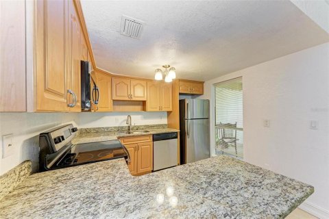 Condo in Sarasota, Florida, 2 bedrooms  № 1084029 - photo 17