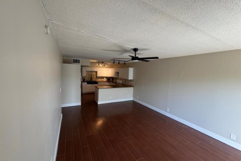Condo in North Palm Beach, Florida, 2 bedrooms № 2177126 - photo 19