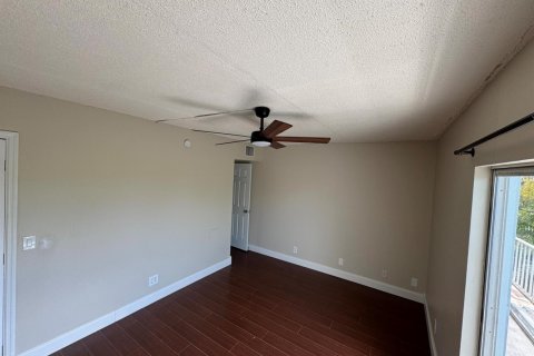 Condo in North Palm Beach, Florida, 2 bedrooms № 2177126 - photo 27